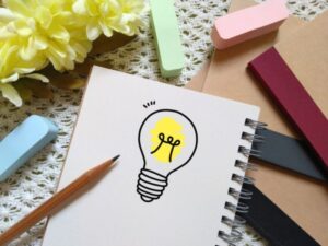 ノートに描いたアイデアで外壁リフォームを考える
